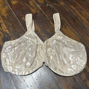 Wacoal retro chic full coverage nude embossed 42H sexy bra